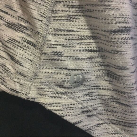 LULULEMON ATHLETICA Sport Tees - Picture 4 of 4